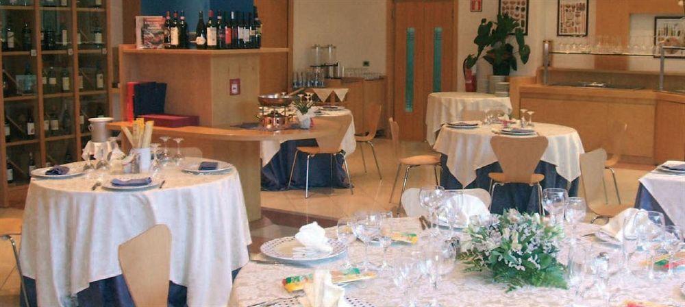 Hotel Planet Arezzo Buitenkant foto