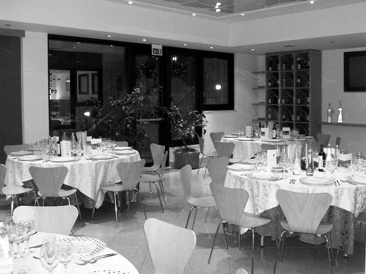 Hotel Planet Arezzo Buitenkant foto