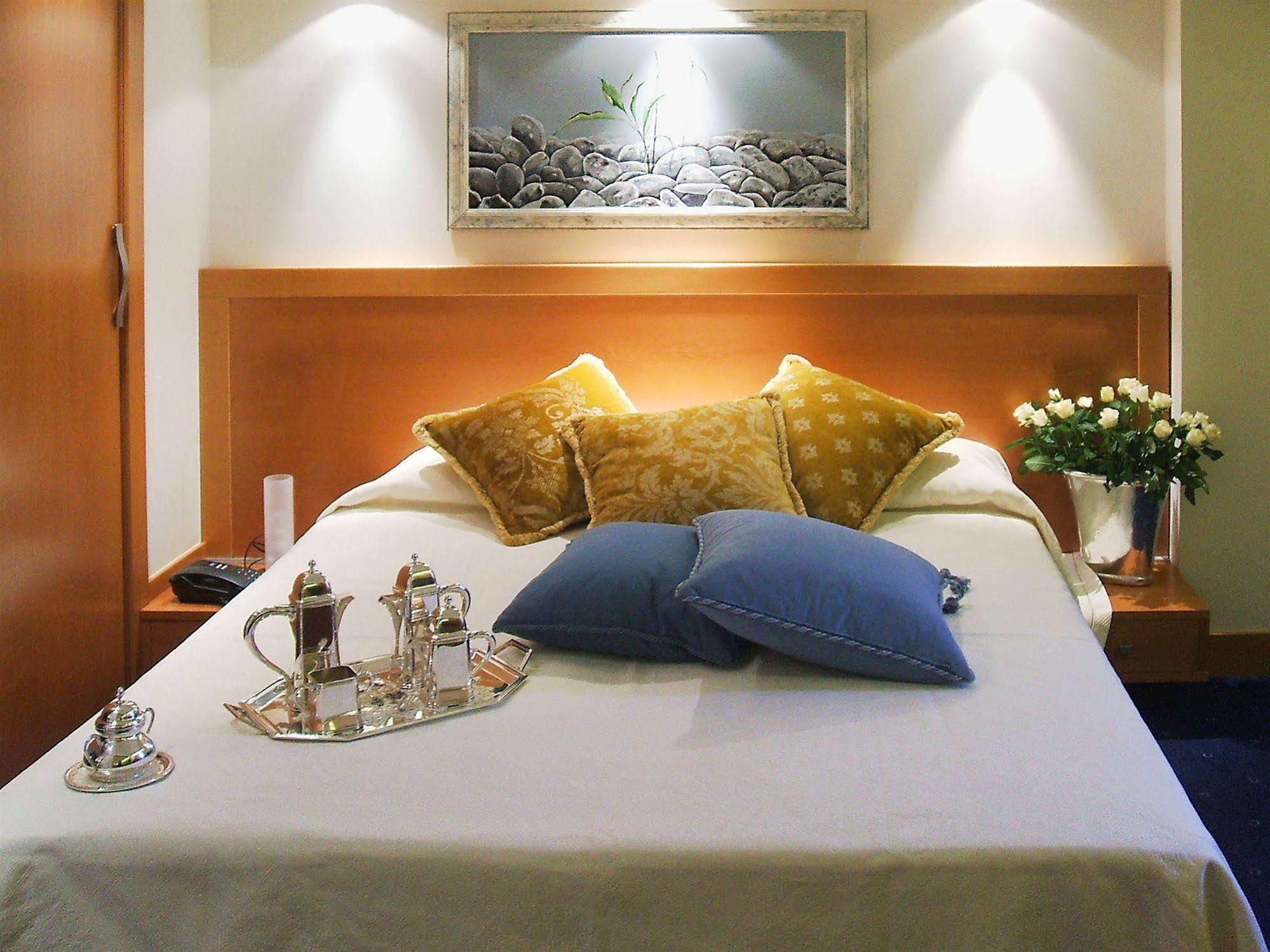 Hotel Planet Arezzo Buitenkant foto